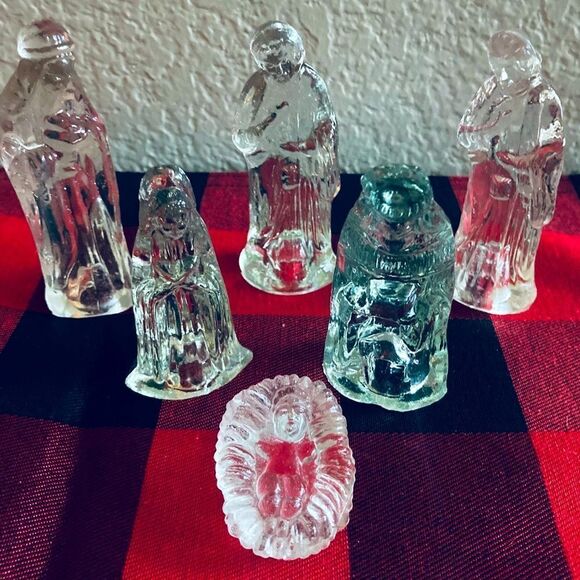 Vintage Glass Nativity Christmas Set - Picture 1 of 5
